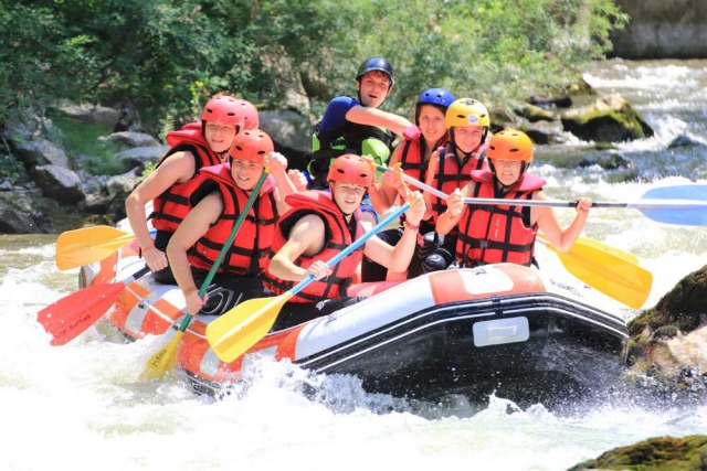  Sesión de rafting 