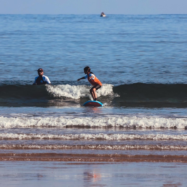  Iniciación al surf en Hendaya 