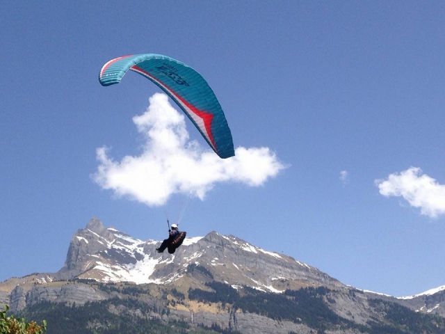  Vuelo en parapenle cerca del Mont-Blanc