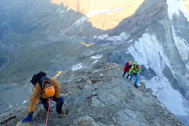  En medio de una sesión de escalada 