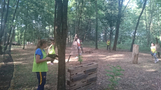  Partida de laser tag al aire libre en Ardèche