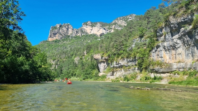  Disfruta de una excepcional excursión en kayak por el río Tarn 