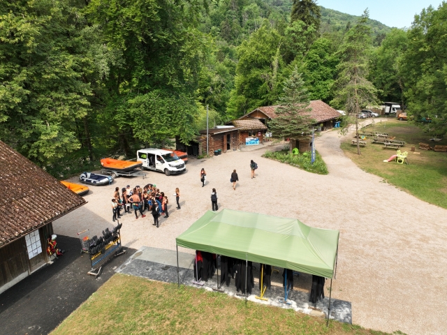  Le estamos esperando en un rafting haule-savoie