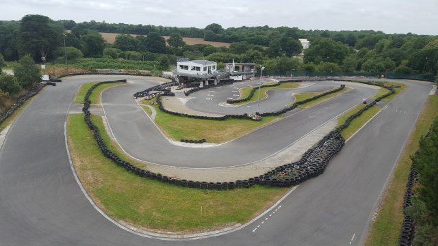  Un vasto circuito de karting 