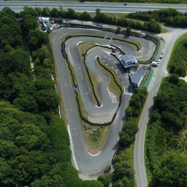  Circuito de karting en Combrit 