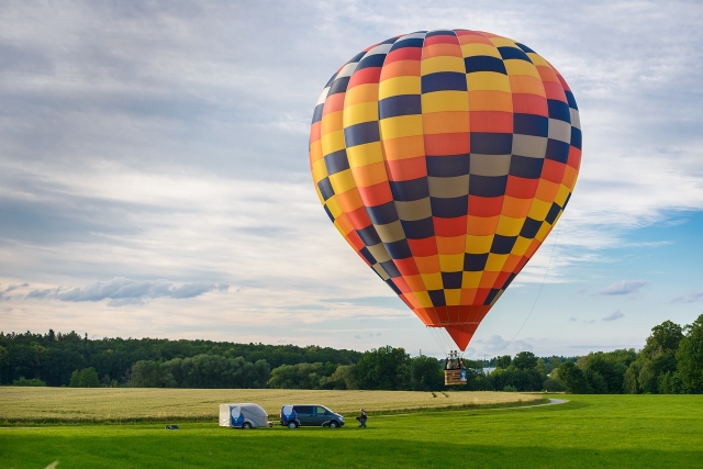  Despegue del globo hacia las Dombes 
