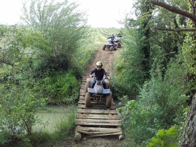 Paso estrecho en cuatrimoto