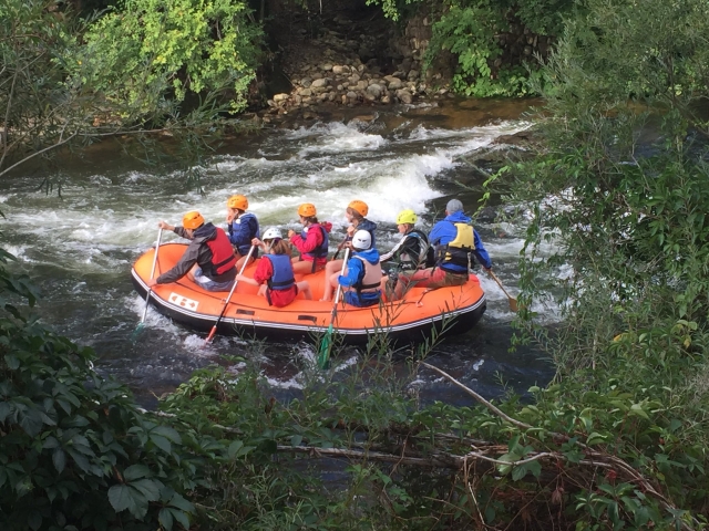  Descenso de rafting para toda la familia 