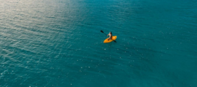 Renta un kayak para disfrutar de una vista panorámica excepcional a su ritmo