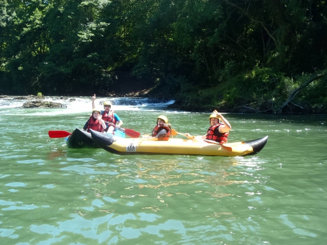 Viaje en canoa en familia