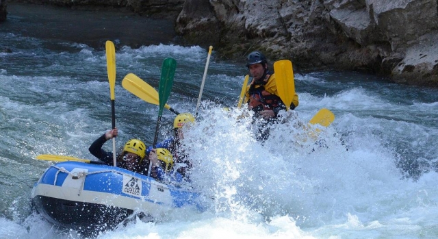 Rafting en los Pirineos Atlánticos
