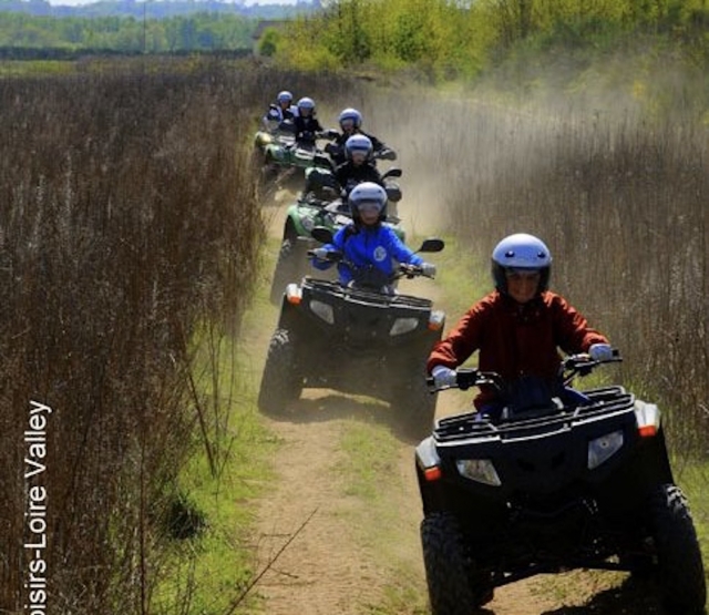  cuatrimoto salidas con amigos o colegas 