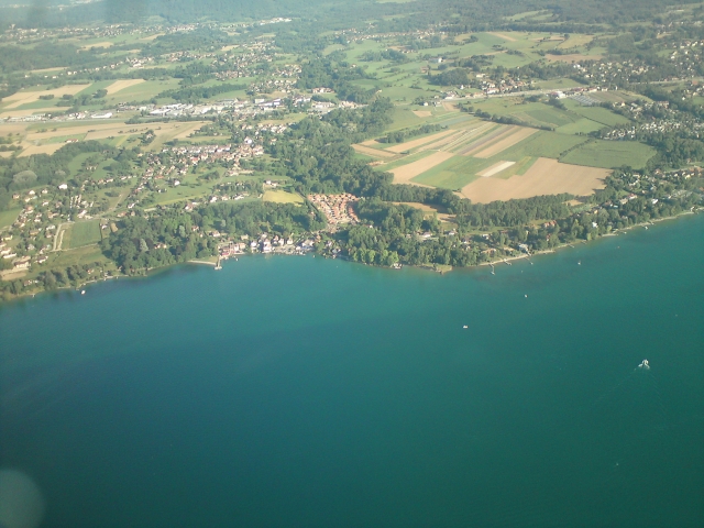  junto al lago 