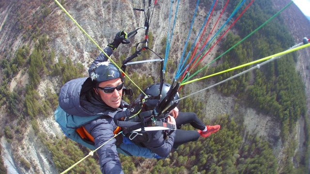  Vuelo en parapenle biplaza 
