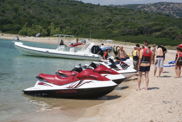  En jet ski en Córcega 
