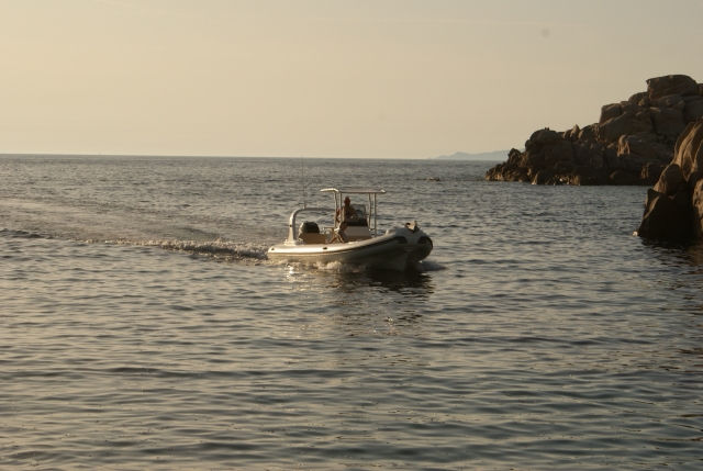  Paseo en barco en Córcega 