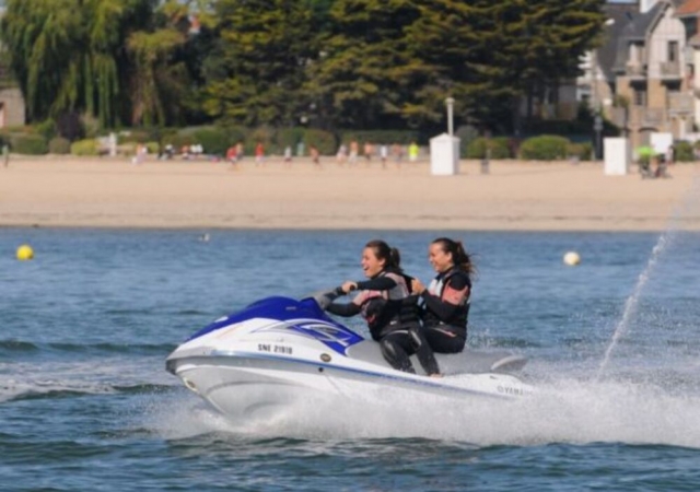  Jet ski biplaza 