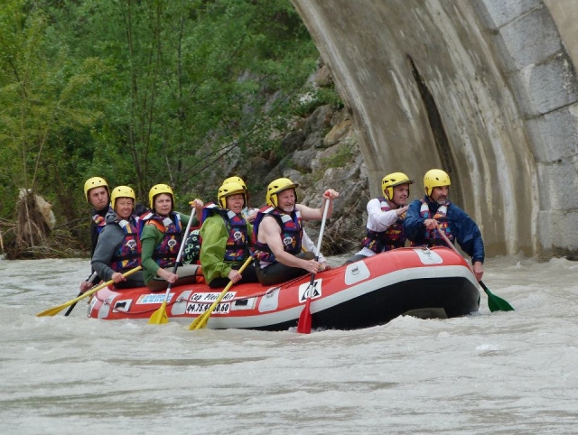  Rafting: un deporle apto para todos 