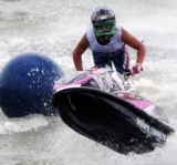 Salto en moto de agua