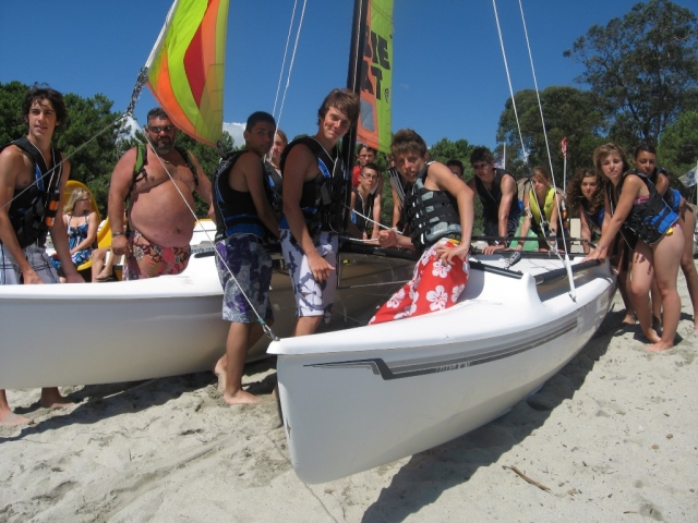  Renta de catamarán en Córcega 