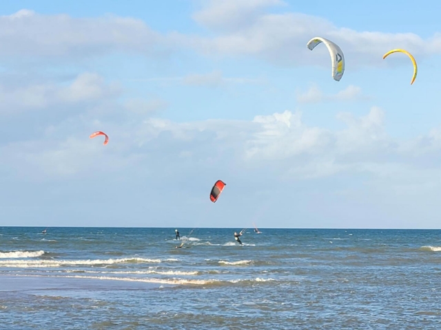  Clases de kitesurf en grupo 