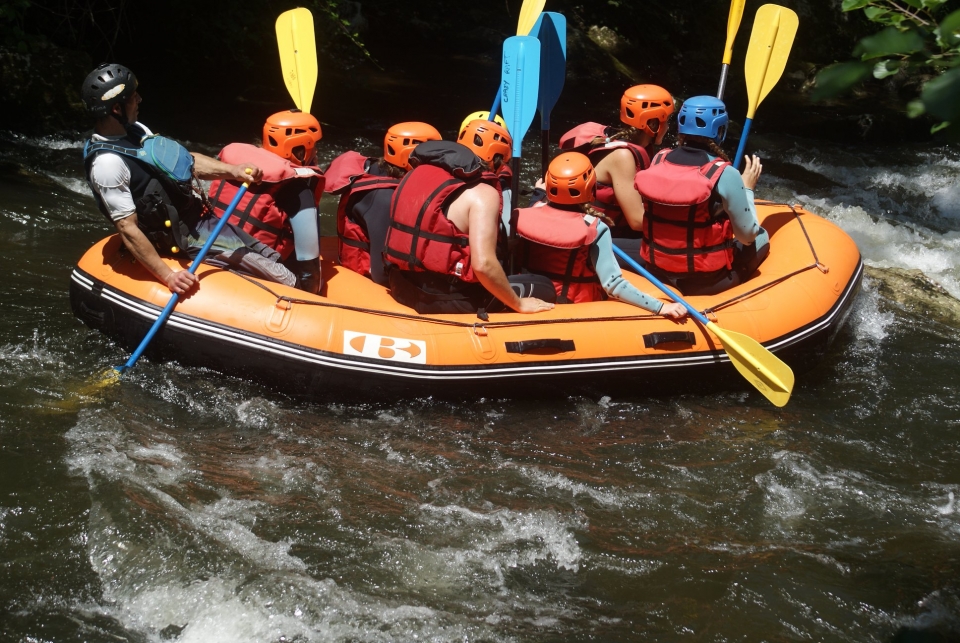  Descenso deportivo en Canoraft en Aude 