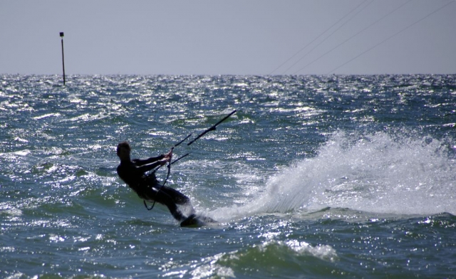 Venga y descubre el kitesurf 