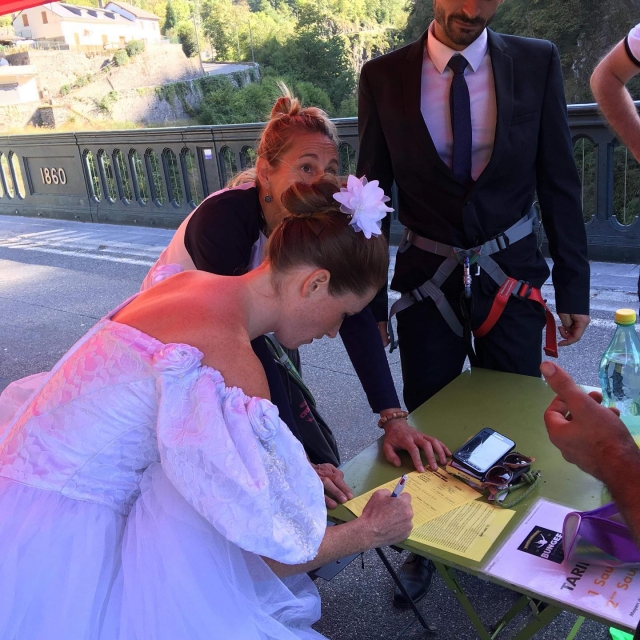  Celebre su boda con nosotros 