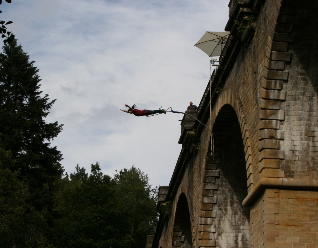  Salto en bungee cerca de la región parisina 