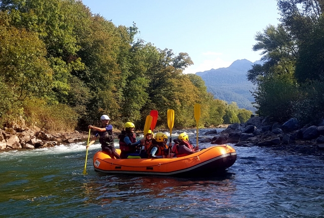 Rafting en famille dans Garona