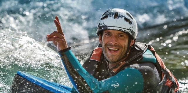  Descenso en hidrospeed en el Garona 