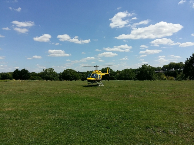  Helicóptero en el aeropuerto de Loiret