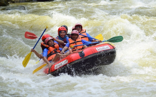  Sesión de rafting 