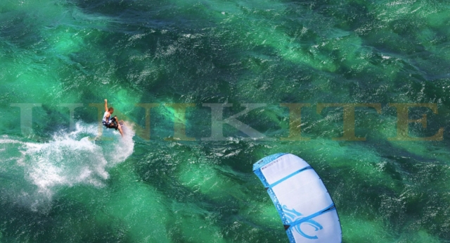  Aprende Kitesurf con Unikile 