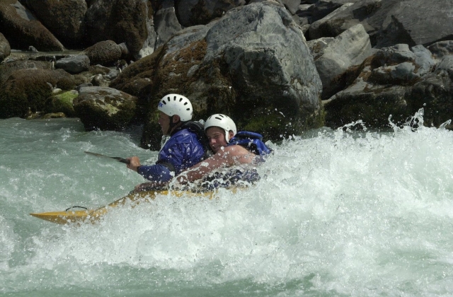  Descenso de aguas brava para dos
