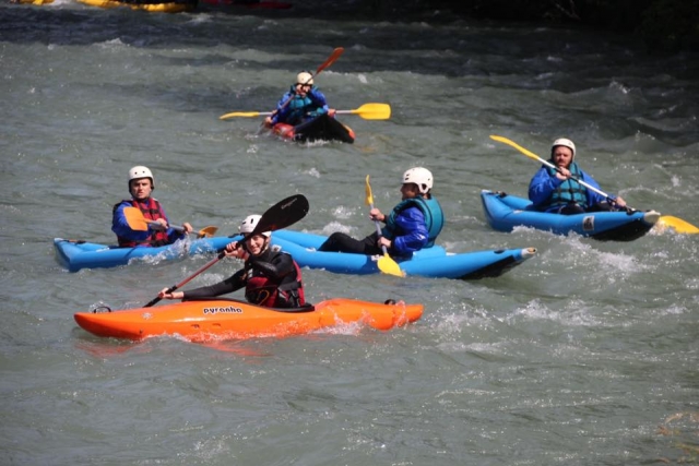  Actividad con amigos 