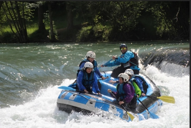  Rafting en equipo 