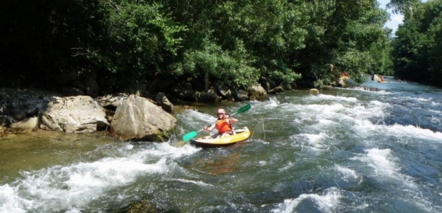  Kayak hinchable en el Nive 