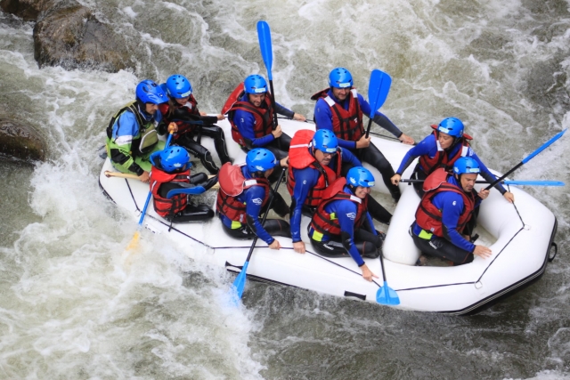  En pleno descenso de rafting 