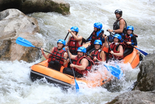  Rafting en familia 
