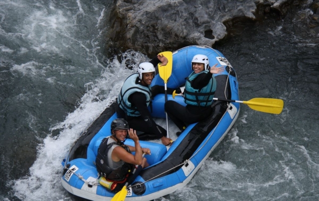  Disfruta de una sesión de rafting única 