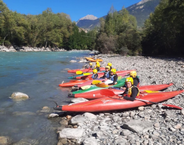  Prepárale para vivir una experiencia única de canotaje 