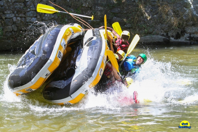  Rafting en las aguas brava del Aude