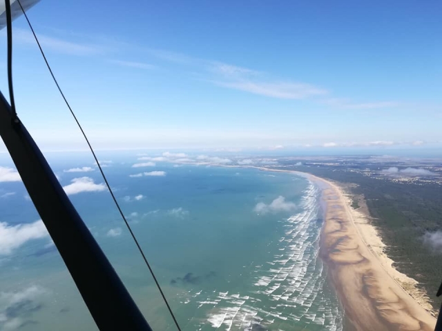  Vuelo sobre la costa atlántico