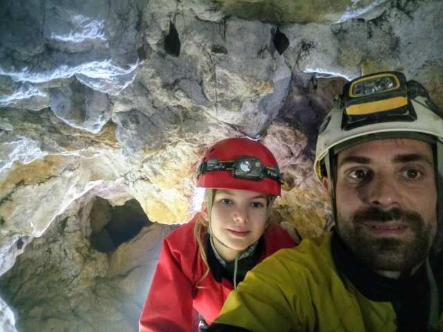  Excursión espeleológica acompañada de un instructor 
