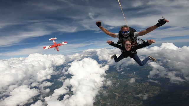  Salto en paracaídas sobre Cahors