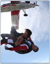  Salto en paracaídas en el Var