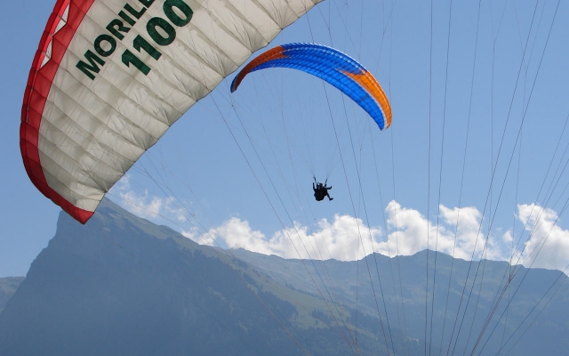  Vuelo en parapenle en Morillon 