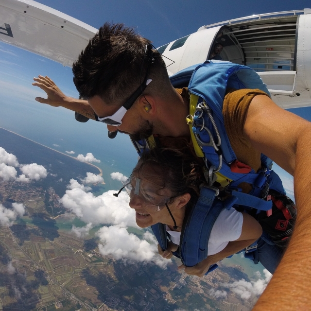  Salto tándem por primera vez 