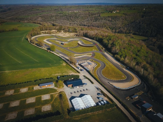  Circuito de karting en Allier 